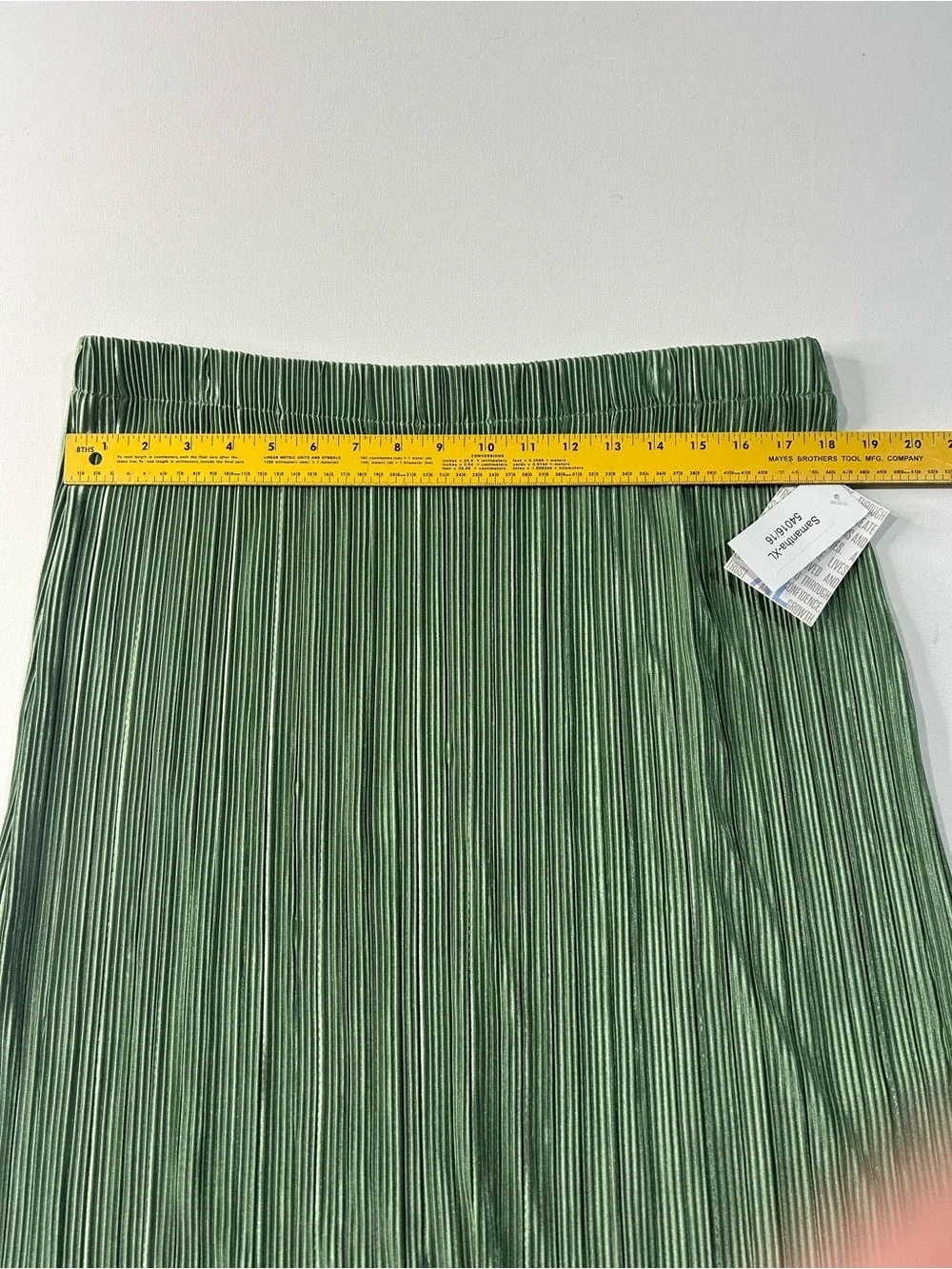 NWT LuLaRoe XL Samantha Pleated Green Women’s Skirt